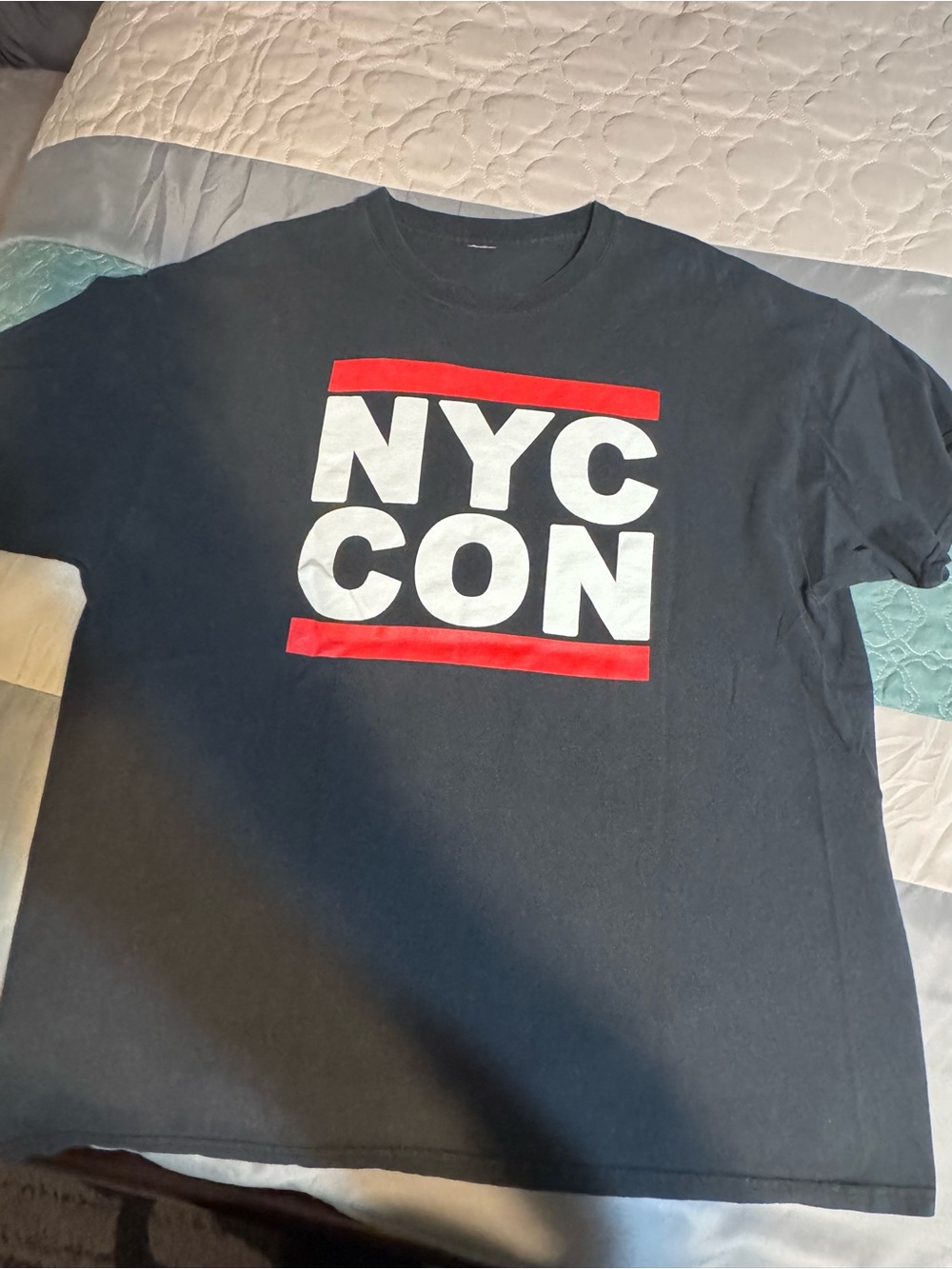 Unbranded Black NYC CON Graphic Short-Sleeve Tee